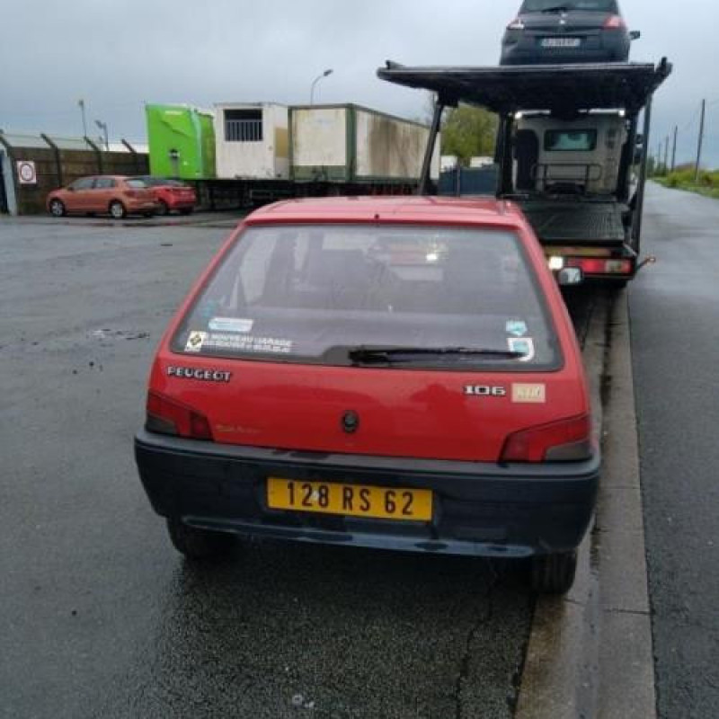 Serrure avant gauche PEUGEOT 106 Photo n°7