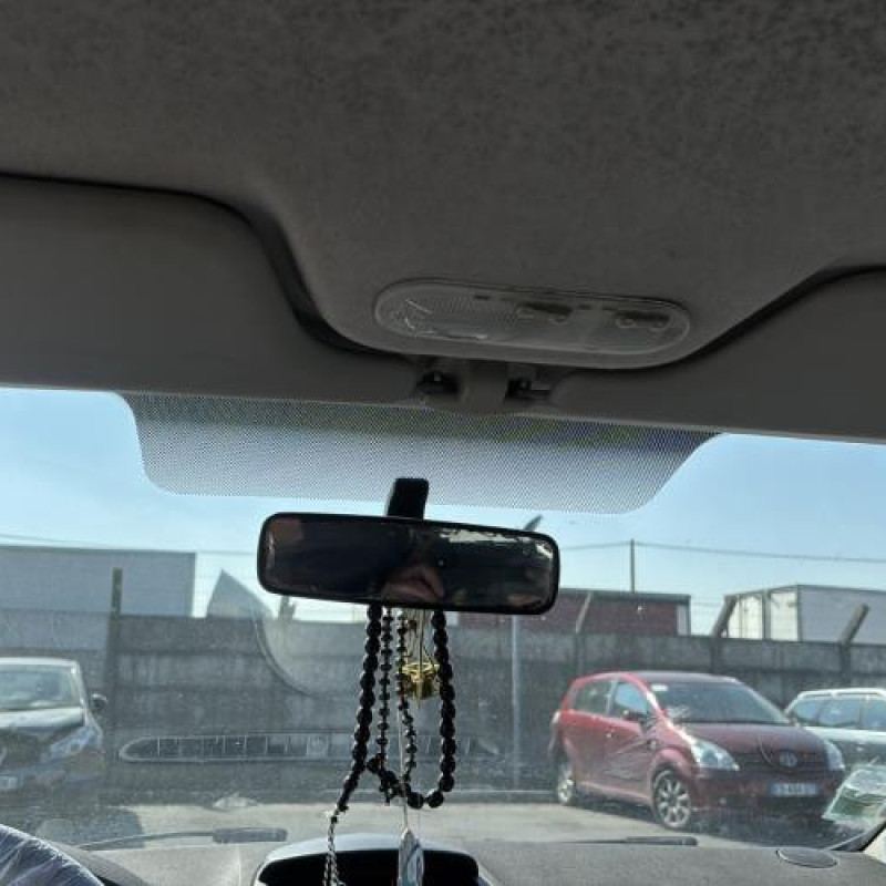 Leve vitre electrique avant droit RENAULT CLIO 3 Photo n°20
