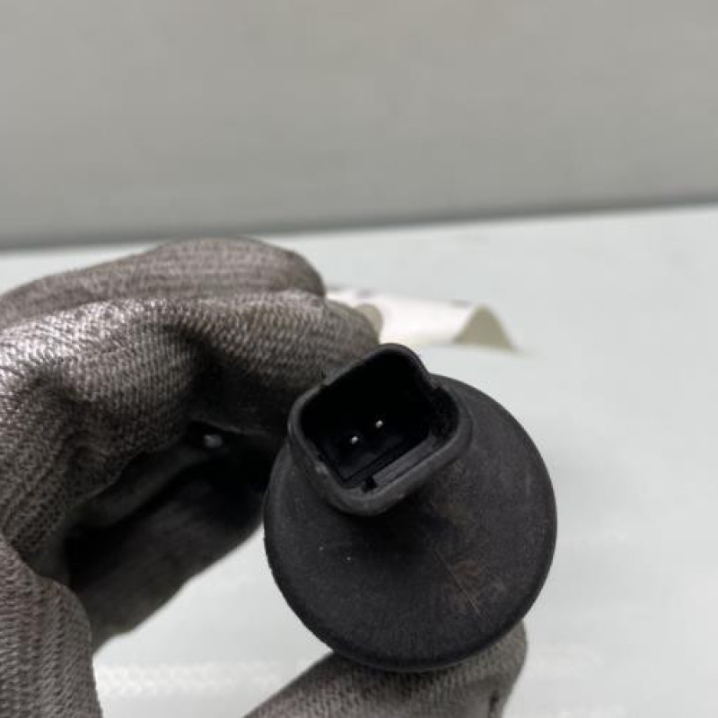 Pompe lave phares RENAULT CLIO 3 Photo n°4