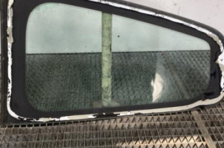 Custode arriere droit RENAULT CLIO 3