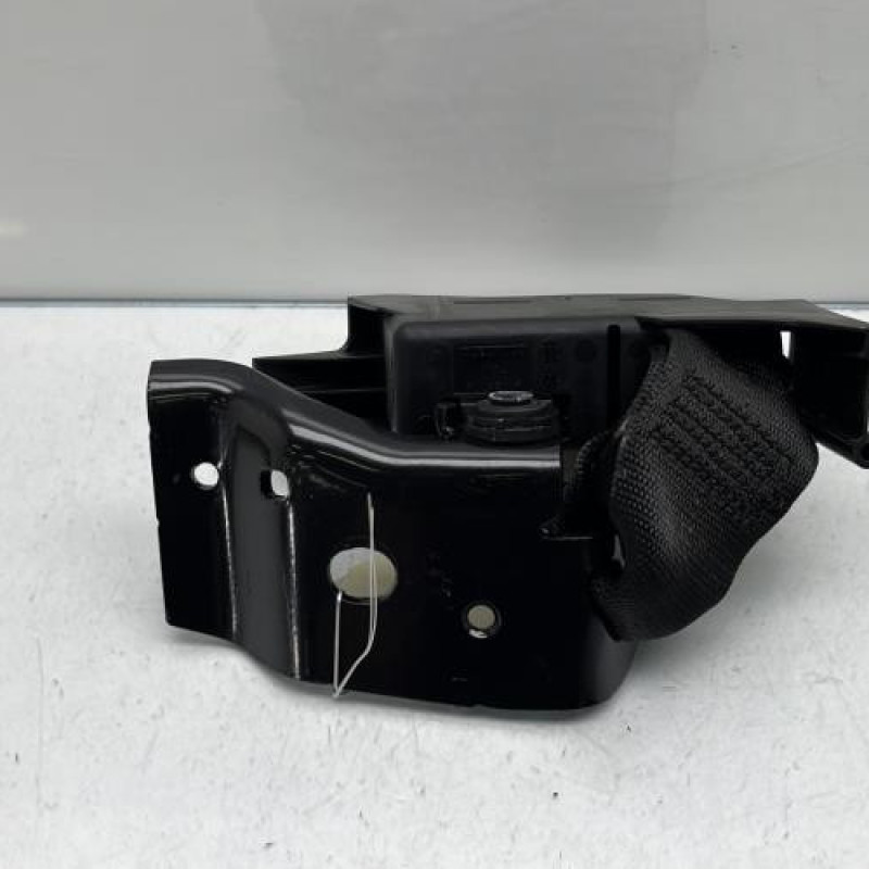 Attache ceinture arriere gauche RENAULT CLIO 3 Photo n°4