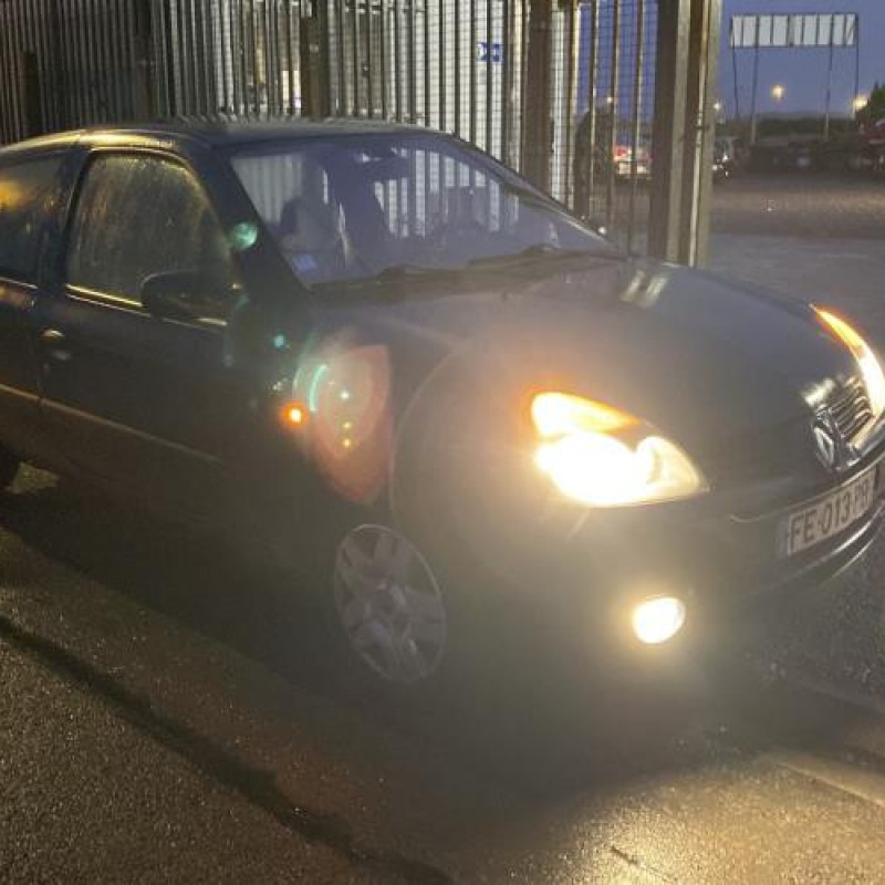 Poignee porte avant gauche RENAULT CLIO 2 Photo n°6