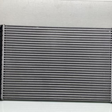 Echangeur air (Intercooler) MERCEDES CLASSE B 247 Photo n°1