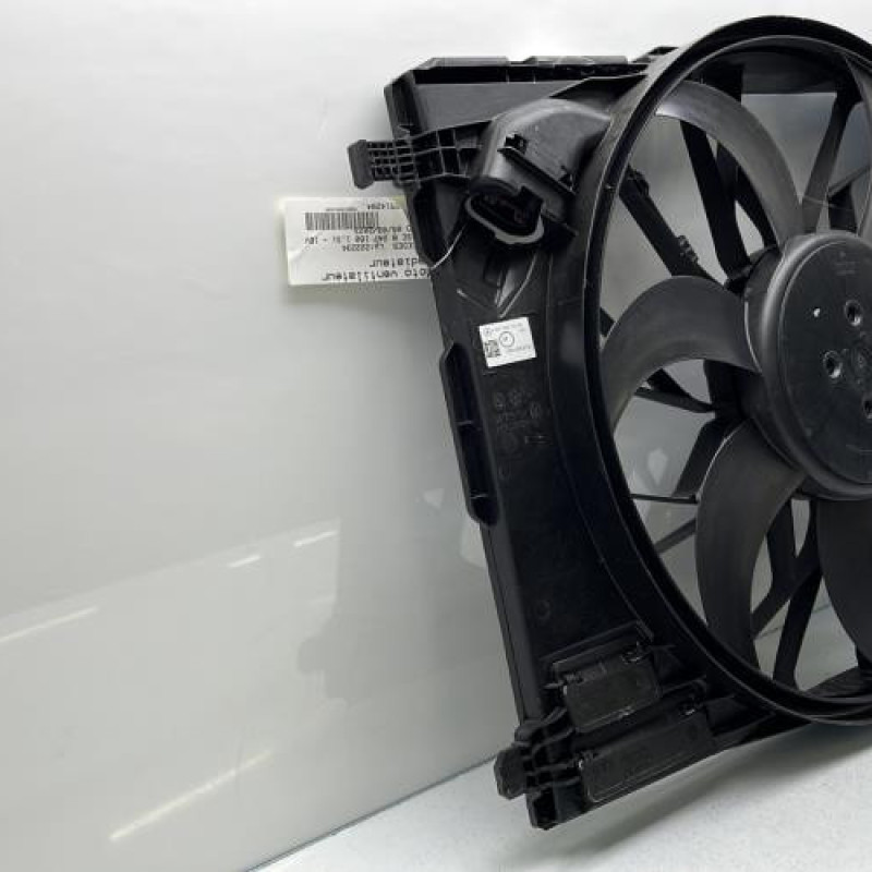 Moto ventilateur radiateur MERCEDES CLASSE B 247 Photo n°2