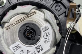 Air bag conducteur MERCEDES CLASSE B 247