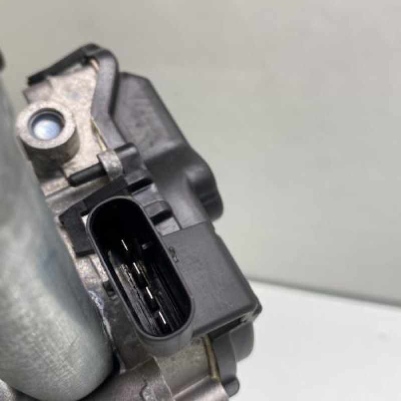 Moteur essuie glace avant MERCEDES CLASSE B 247 Photo n°6