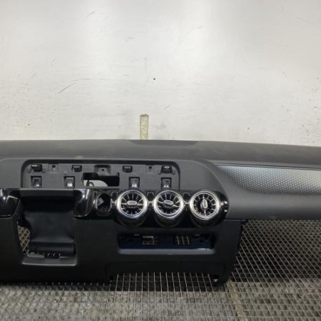Planche de bord complete MERCEDES CLASSE B 247 Photo n°1
