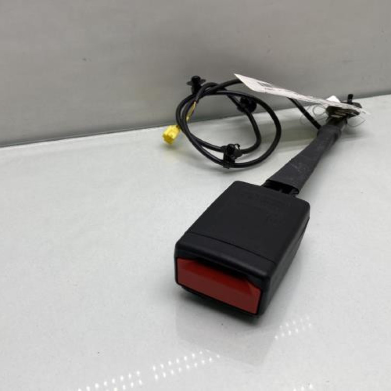 Attache ceinture avant droit MERCEDES CLASSE B 247 Photo n°4