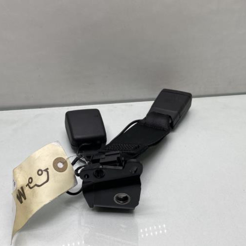 Attache ceinture arriere droit MERCEDES CLASSE B 247 Photo n°4