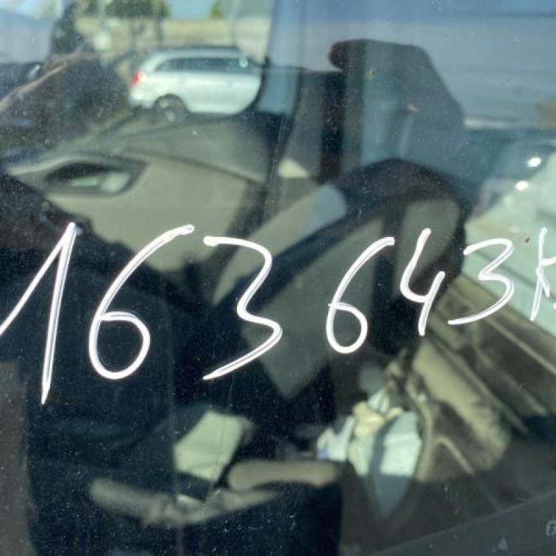 Feu arriere principal gauche (feux) RENAULT TRAFIC 3 COURT Photo n°20