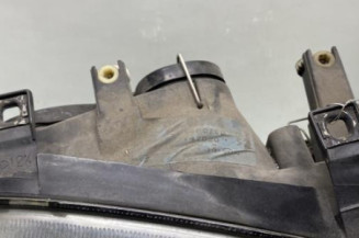 Optique avant principal droit (feux)(phare) VOLKSWAGEN GOLF 4