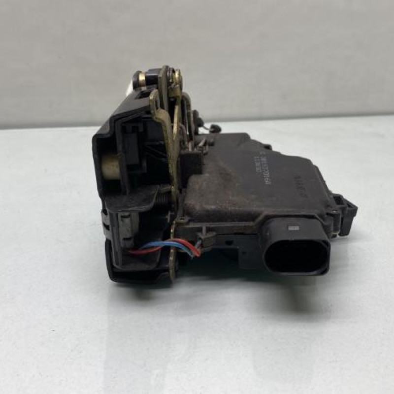 Serrure avant droit VOLKSWAGEN GOLF 4 Photo n°3