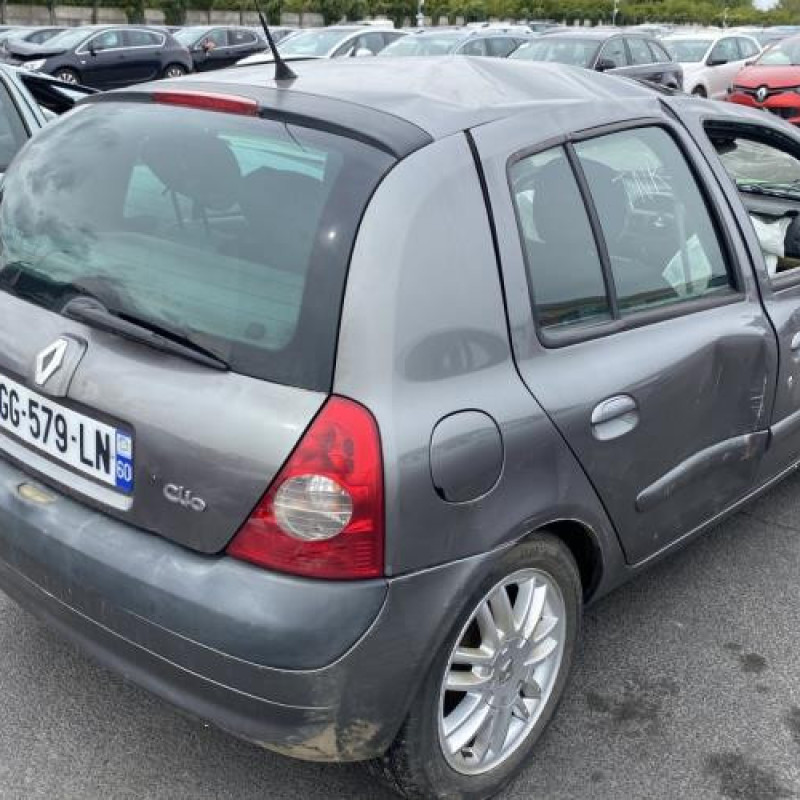Bras essuie glace arriere RENAULT CLIO 2 Photo n°9