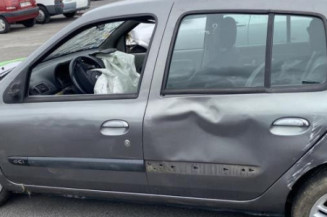 Bras essuie glace arriere RENAULT CLIO 2