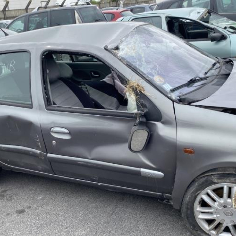 Bras essuie glace arriere RENAULT CLIO 2 Photo n°13