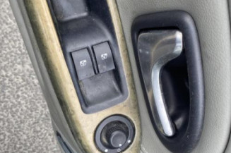 Bras essuie glace arriere RENAULT CLIO 2