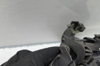 Poignee porte avant gauche RENAULT CLIO 2