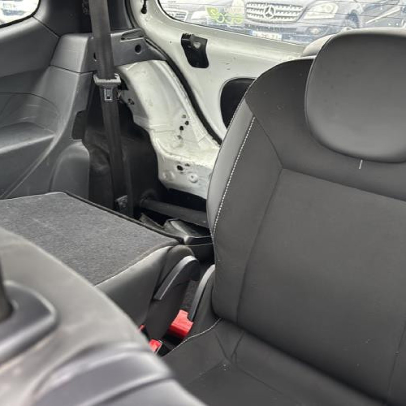 Porte avant gauche RENAULT TWINGO 2 Photo n°15