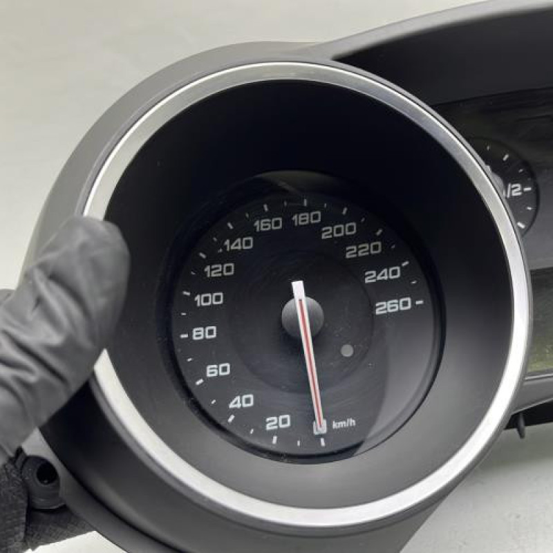 Compteur ALFA ROMEO GIULIETTA 2 Photo n°2