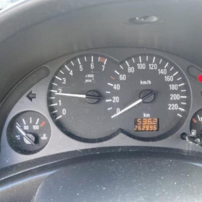 Renfort pare choc arriere (traverse) OPEL CORSA C Photo n°15
