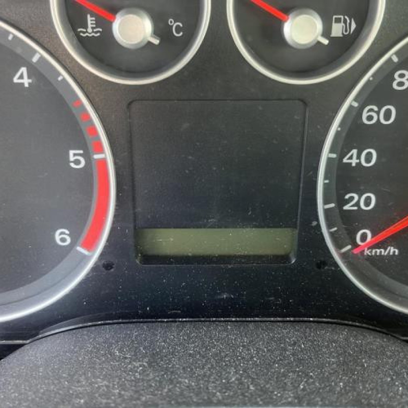 Pare choc arriere FORD C-MAX 1 Photo n°17