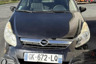 Feu arriere principal gauche (feux) OPEL CORSA D