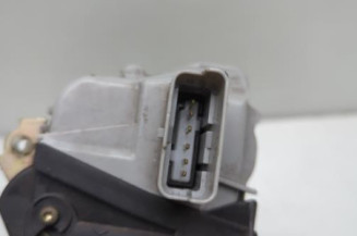 Serrure avant droit PEUGEOT 307