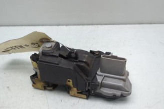 Serrure avant droit PEUGEOT 307
