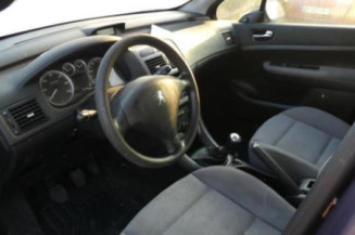 Serrure avant gauche PEUGEOT 307