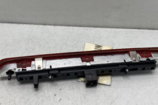 Feu arriere stop central FIAT PUNTO EVO 3
