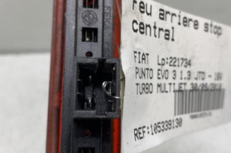 Feu arriere stop central FIAT PUNTO EVO 3