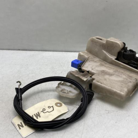 Serrure avant droit VOLKSWAGEN POLO 4
