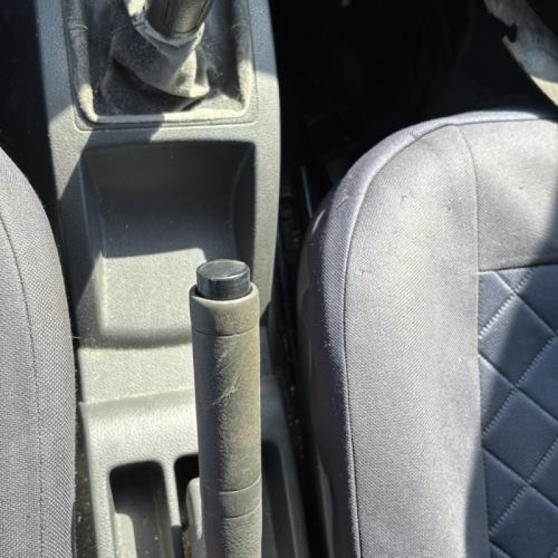 Serrure avant droit VOLKSWAGEN POLO 4 Photo n°18