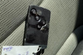 Baguette de porte avant gauche RENAULT CAPTUR 1