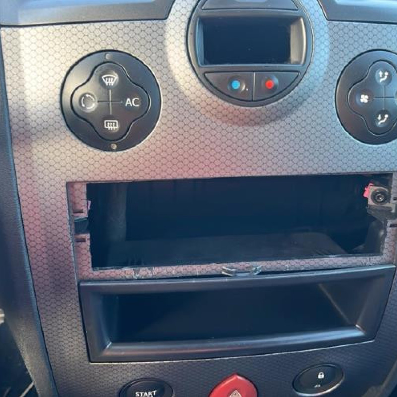 Boitier air bag RENAULT MEGANE 2 Photo n°13