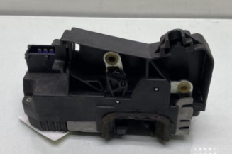Serrure avant gauche OPEL CORSA C