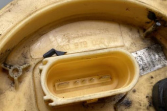 Pompe à carburant VOLKSWAGEN GOLF 6