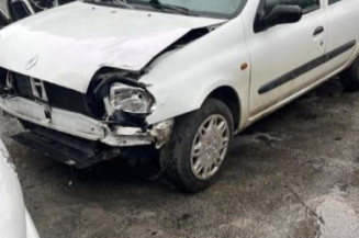 Feu arriere principal gauche (feux) RENAULT CLIO 2