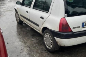 Feu arriere principal gauche (feux) RENAULT CLIO 2