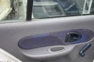Feu arriere principal gauche (feux) RENAULT CLIO 2