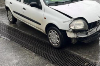Feu arriere principal gauche (feux) RENAULT CLIO 2