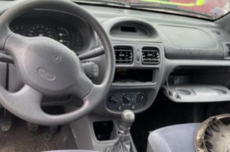 Feu arriere principal gauche (feux) RENAULT CLIO 2
