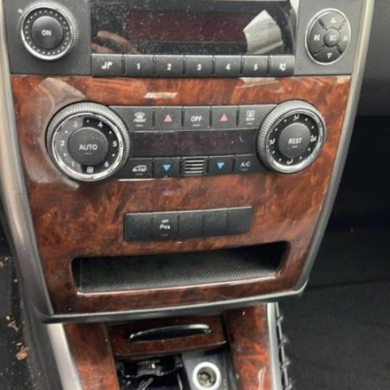 Retroviseur interieur MERCEDES CLASSE B 245 Photo n°9