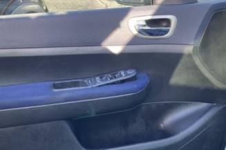 Custode avant gauche (porte) PEUGEOT 307