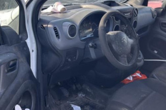 Vitre avant gauche CITROEN BERLINGO 2