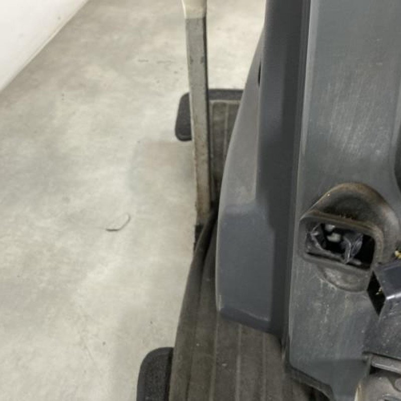 Porte arriere gauche PEUGEOT 5008 1 Photo n°5