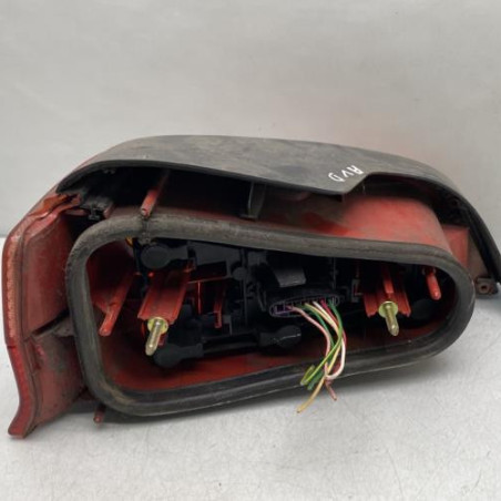Feu arriere principal droit (feux) PEUGEOT 106