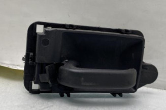 Poignee interieur avant gauche PEUGEOT 106