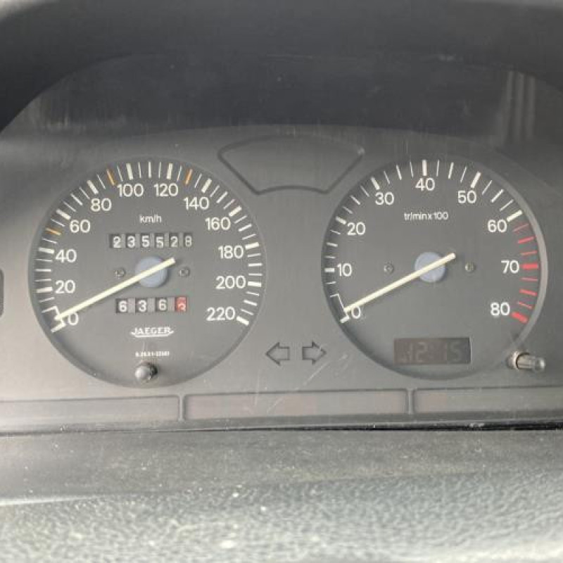 Poignee interieur avant gauche PEUGEOT 106 Photo n°20