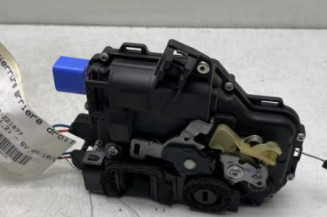 Serrure arriere droit VOLKSWAGEN POLO 4